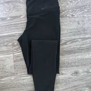 Nike Dri-Fit One Legend Pant